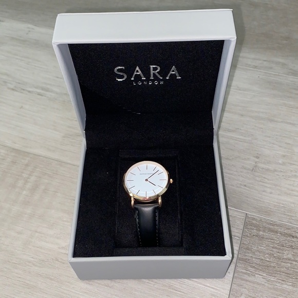 Sara London Watch